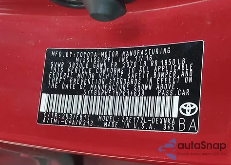 2017 Toyota Corolla Le z USA, uszkodzony, nr VIN 5YFBURHE1HP614638